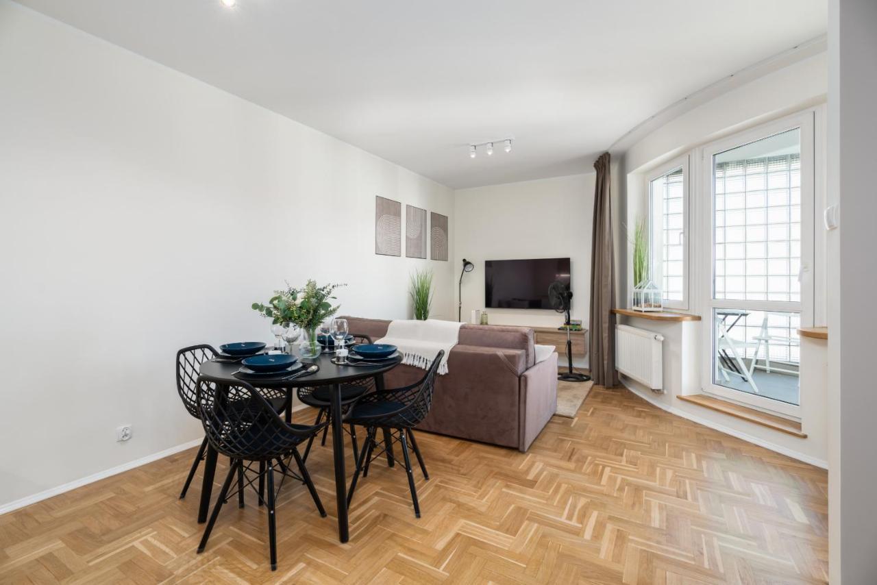 Modern&cozy Garbary With Parking And Balcony By Renters *